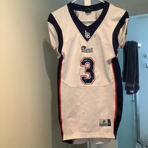 Youth medium size jersey patriots number 3 rare